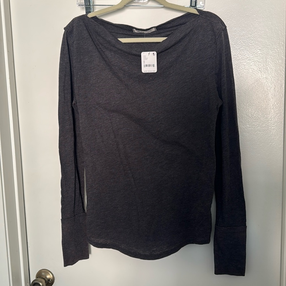 FP BNWT SHIRT S